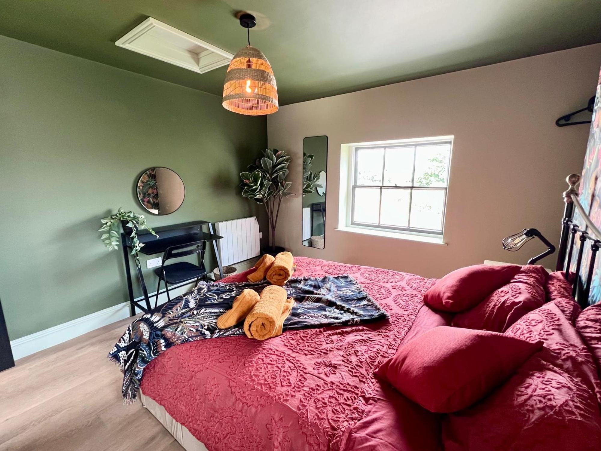 Stylish Flat With Stunning Views *